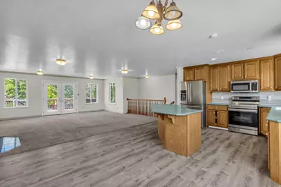 1035 E Hillcrest Dr, Springville, UT 84663 - Photo 9