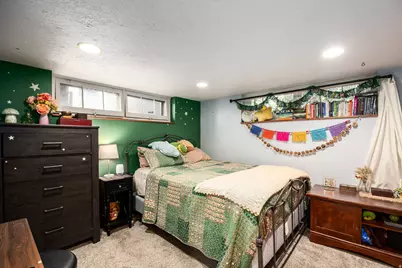 992 S 1300 E, Salt Lake City, UT 84105 - Photo 25