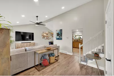 2098 E 10140 S, Sandy, UT 84092 - Photo 5