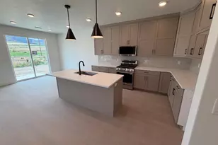 1249 S 780 E, Hyrum, UT 84319 - Photo 3