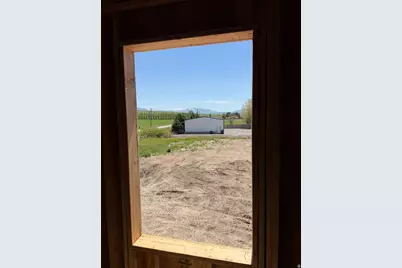 1249 S 780 E, Hyrum, UT 84319 - Photo 17