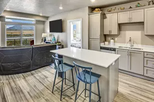 2101 N Main St, Sunset, UT 84015 - Photo 5