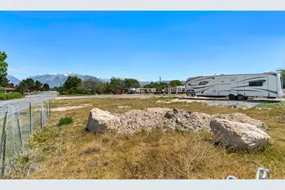12285 S 2700 W #101-, Riverton, UT 84065 - Photo 25