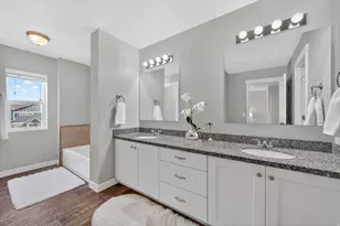 5638 W Island Ridge Dr, West Valley, UT 84118 - Photo 11