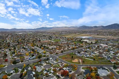 5352 W Cassatt Cir, Kearns, UT 84118 - Photo 37