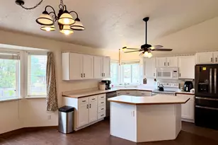 799 E Main St, Grantsville, UT 84029 - Photo 5