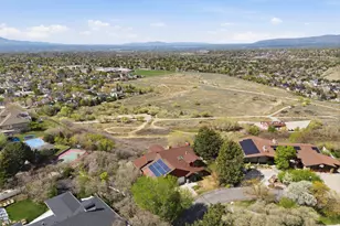 8 Altawood Dr S, Sandy, UT 84092 - Photo 5