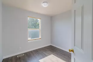 170 N 360 W, Clearfield, UT 84015 - Photo 7