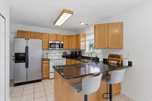 1297 S 925 W, Woods Cross, UT 84087 - Photo 7