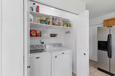 1297 S 925 W, Woods Cross, UT 84087 - Photo 19