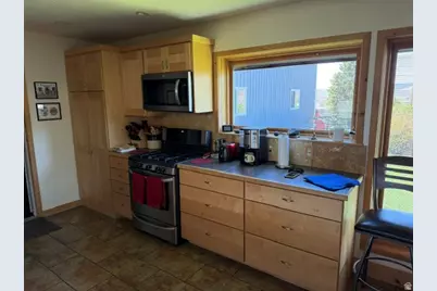 105 3rd Ave, Dutch John, UT 84023 - Photo 5