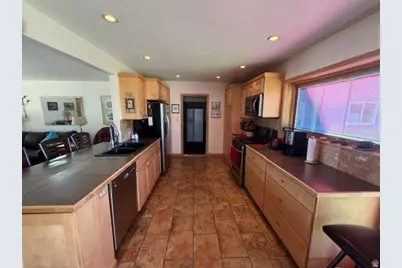 105 3rd Ave, Dutch John, UT 84023 - Photo 7