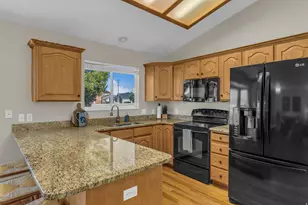 1433 N 1250 E, Lehi, UT 84043 - Photo 7