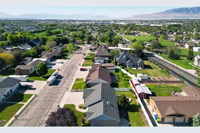 1433 N 1250 E, Lehi, UT 84043 - Photo 45