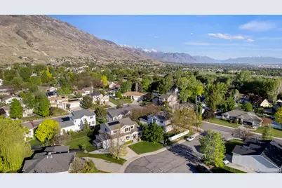 9834 N Manila Cir, Cedar Hills, UT 84062 - Photo 47
