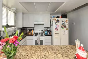 968 W Sunberry Dr S, Murray, UT 84123 - Photo 17