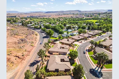 595 S Pinebrook Ln, Saint George, UT 84770 - Photo 27
