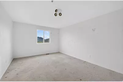 8927 E Pineview Dr N, Huntsville, UT 84317 - Photo 25