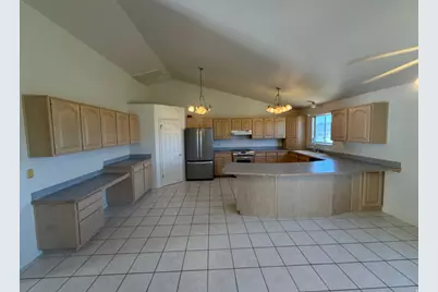 8927 E Pineview Dr N, Huntsville, UT 84317 - Photo 13