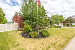 2297 Joni Dr, Layton, UT 84040 - Photo 41