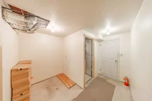2297 Joni Dr, Layton, UT 84040 - Photo 31