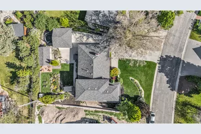 4179 S Holloway Dr, Holladay, UT 84124 - Photo 37