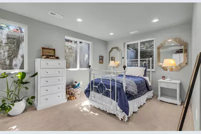 4179 S Holloway Dr, Holladay, UT 84124 - Photo 35
