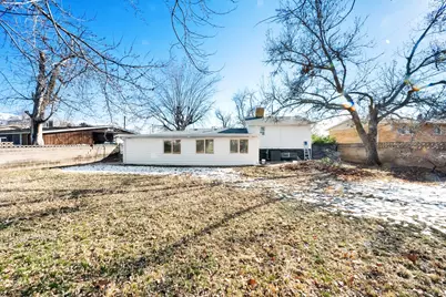 2054 W Mark St, Layton, UT 84041 - Photo 21