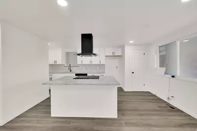 2054 W Mark St, Layton, UT 84041 - Photo 5