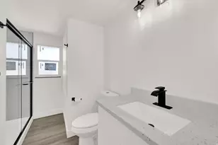 2054 W Mark St, Layton, UT 84041 - Photo 17