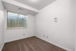 2601 W Bridle Oak Dr, South Jordan, UT 84095 - Photo 23