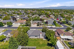 2601 W Bridle Oak Dr, South Jordan, UT 84095 - Photo 35