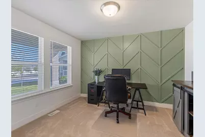 4904 N Mt Nebo Dr, Eagle Mountain, UT 84005 - Photo 7