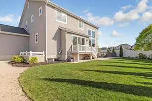 4904 N Mount Nebo Dr, Eagle Mountain, UT 84005 - Photo 37