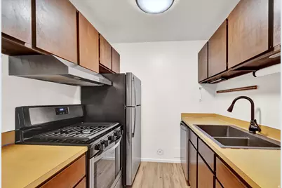 5450 S Willow Ln E #B, Murray, UT 84107 - Photo 7