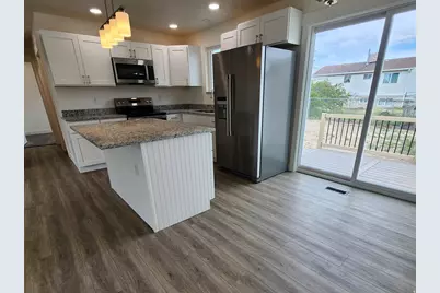 4306 W Sun Dr, Salt Lake City, UT 84118 - Photo 11