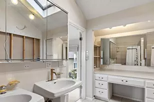 179 E Dorchester Dr N, Salt Lake City, UT 84103 - Photo 25