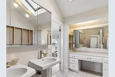 179 E Dorchester Dr N, Salt Lake City, UT 84103 - Photo 19