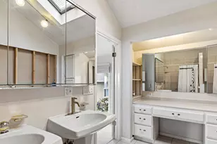 179 E Dorchester Dr N, Salt Lake City, UT 84103 - Photo 19