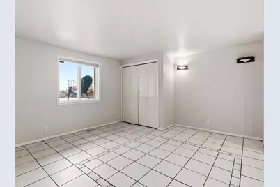 179 E Dorchester Dr N, Salt Lake City, UT 84103 - Photo 11