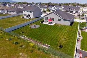 592 E 600 S, Hyrum, UT 84319 - Photo 45