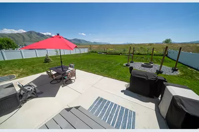 592 E 600 S, Hyrum, UT 84319 - Photo 29