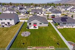 592 E 600 S, Hyrum, UT 84319 - Photo 31