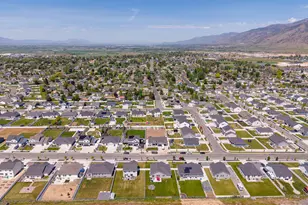 592 E 600 S, Hyrum, UT 84319 - Photo 41