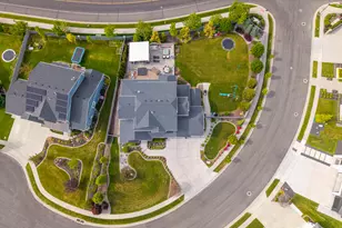 893 E Hollyhock, Fruit Heights, UT 84037 - Photo 93