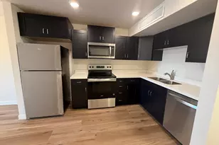 1032 E 400 S, Salt Lake City, UT 84102 - Photo 3