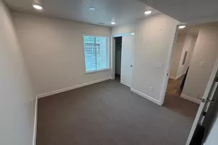 1032 E 400 S, Salt Lake City, UT 84102 - Photo 9