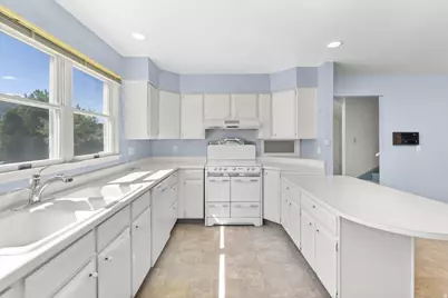 576 S 490 W, Orem, UT 84058 - Photo 11