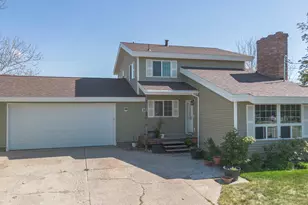 825 W 300 N, Hyrum, UT 84319 - Photo 1