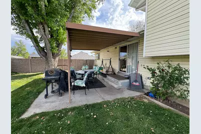 319 S 900 W, Orem, UT 84058 - Photo 27
